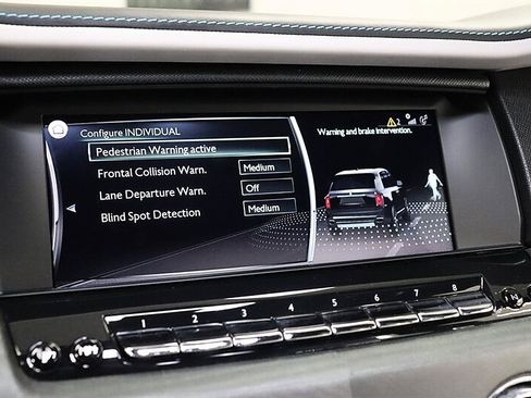 Used 2022 Rolls-Royce Cullinan w/ Cullinan Package AWD/4WD image 59