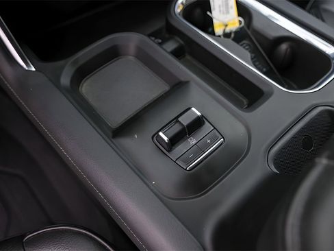 Used 2024 GMC Sierra 3500 Denali w/ Denali Reserve Package image 22