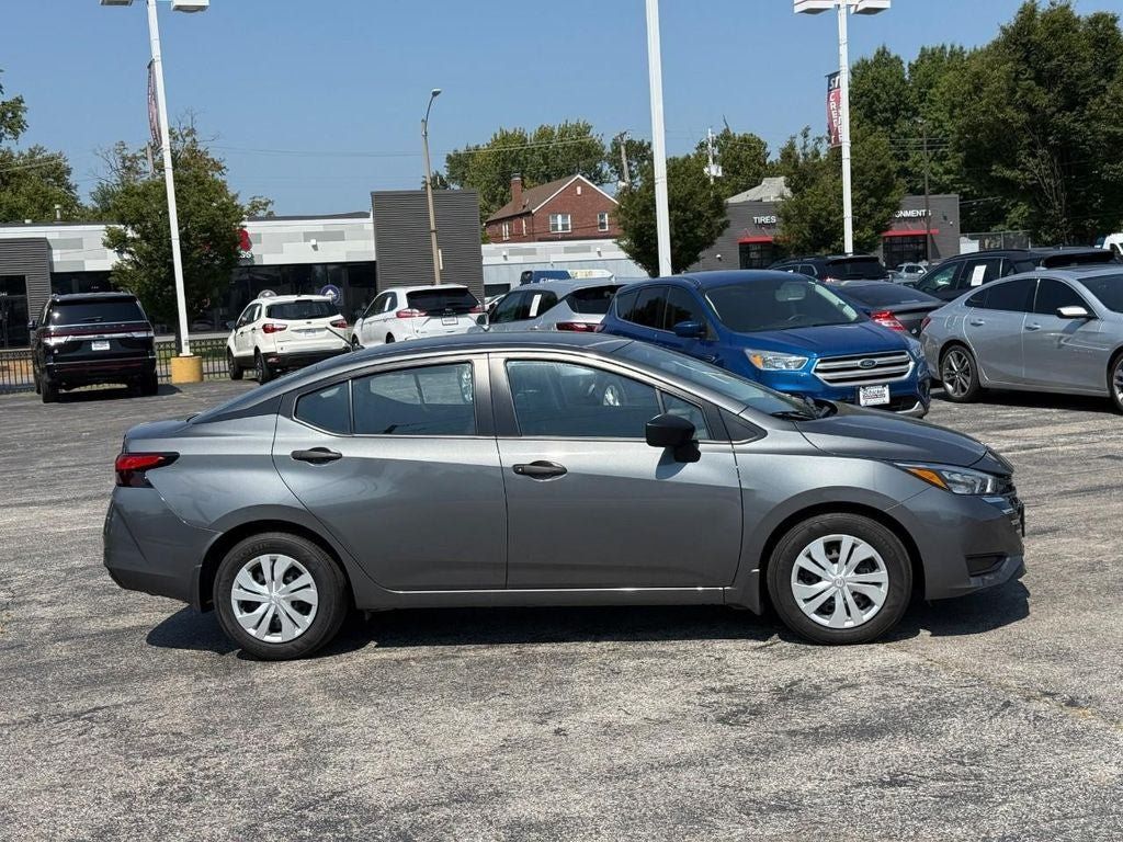 Used 2025 Nissan Versa S w/ Trunk Package FWD image 5