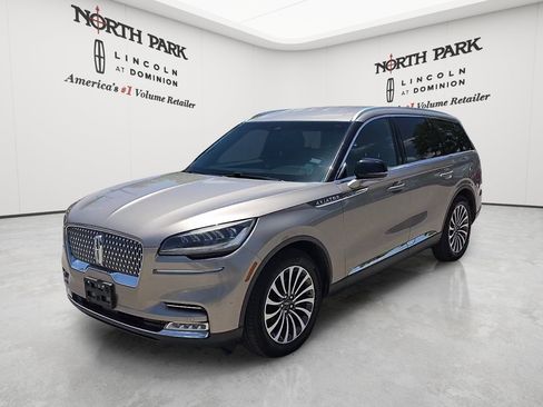 Used 2020 Lincoln Aviator Reserve w/ Elements Package Plus RWD image 1
