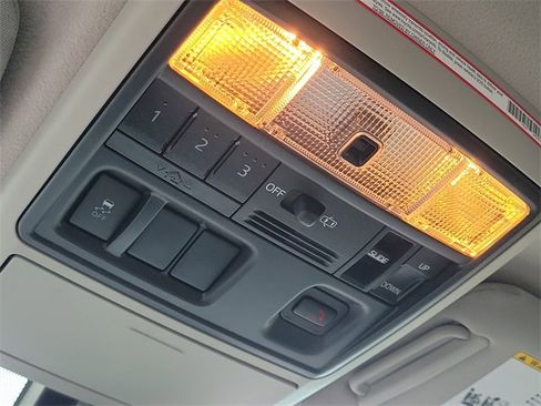 Used 2024 Toyota 4Runner SR5 Premium image 25