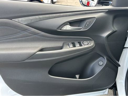 New 2026 Buick Envista Sport Touring w/ Convenience I Package FWD image 5
