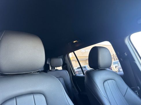 Used 2020 Mercedes-Benz GLB 250 4MATIC image 17