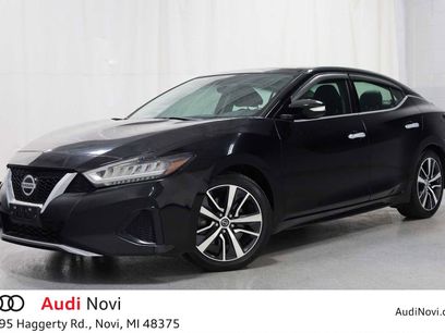 Used 2019 Nissan Maxima 3.5 SL w/ Floor Mat Group