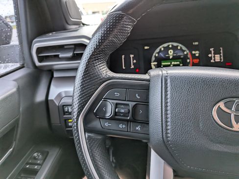 Used 2024 Toyota Tacoma SR5 image 15