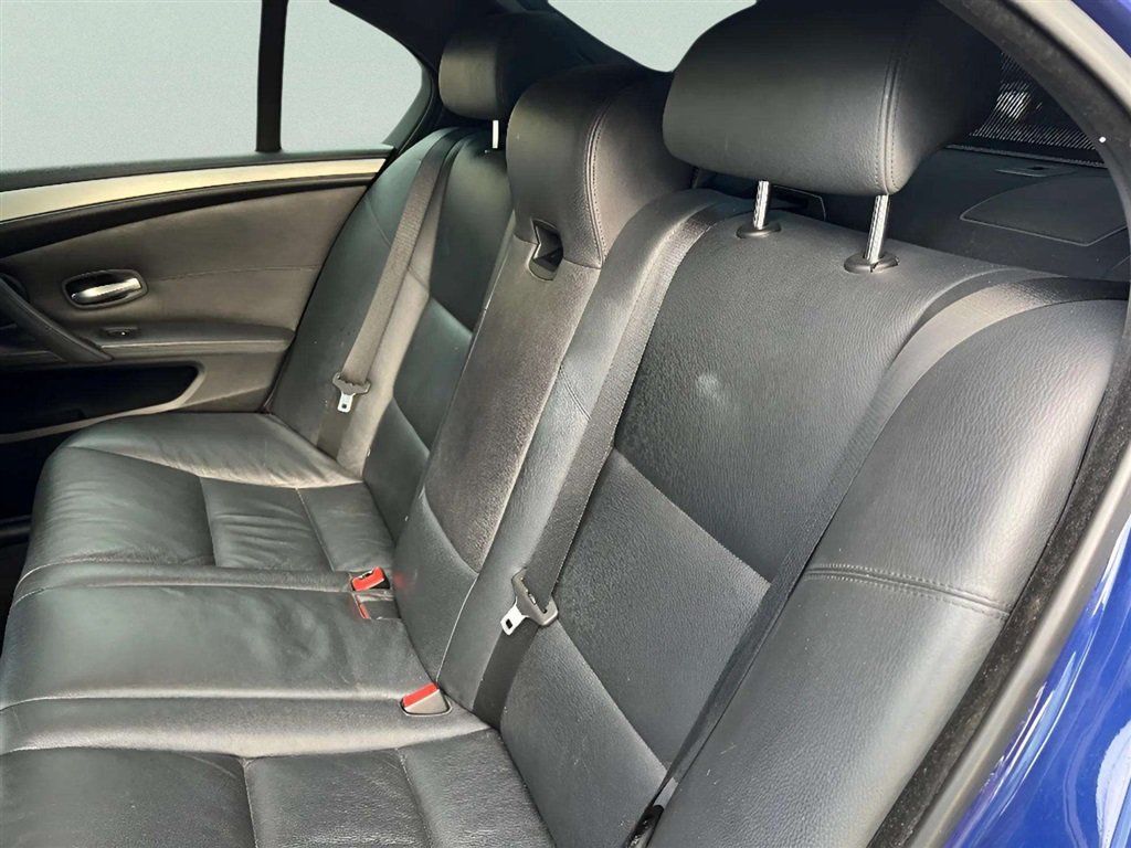 Used 2008 BMW M5 RWD image 18