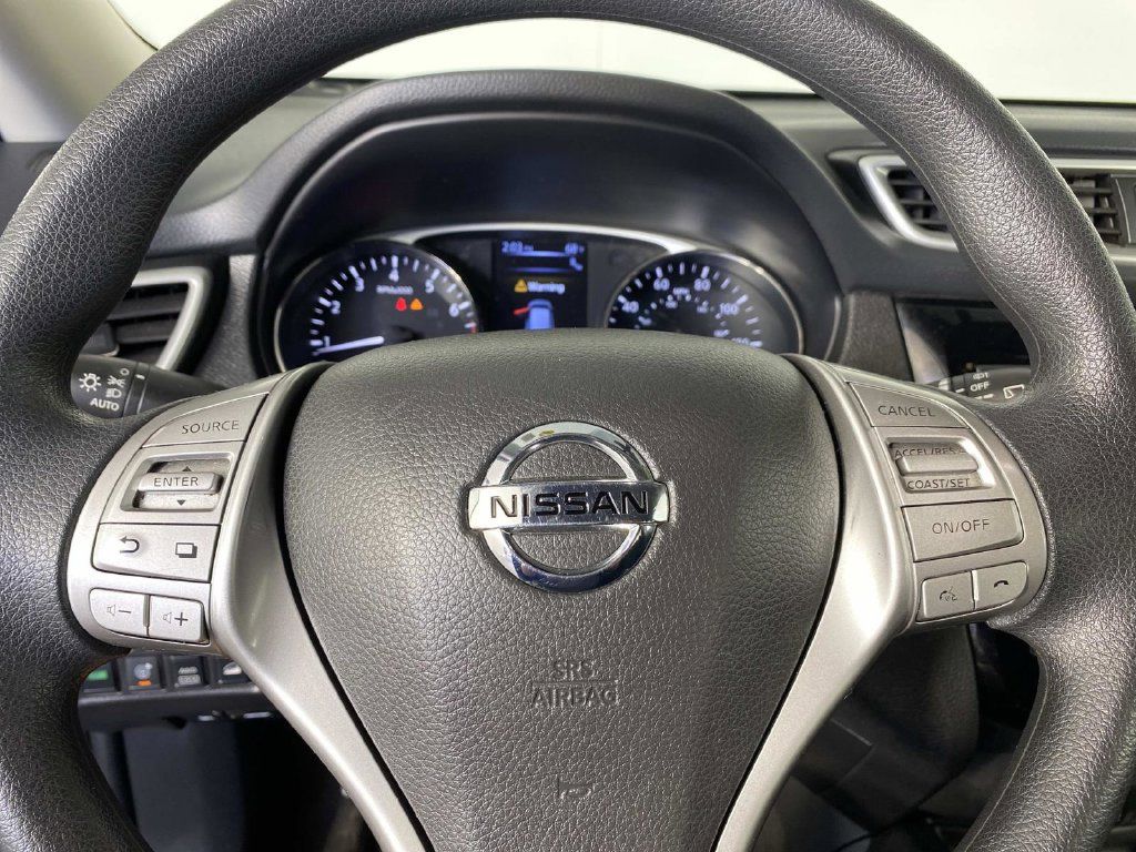 Used 2016 Nissan Rogue SV w/ SV Premium Package AWD/4WD image 14