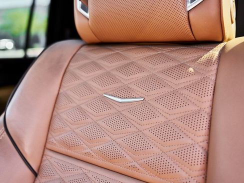 Used 2023 Cadillac Escalade ESV Sport w/ LPO, ONYX Package image 48