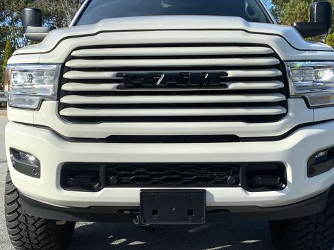 Used 2022 RAM 3500 Limited w/ Max Tow Package image 43