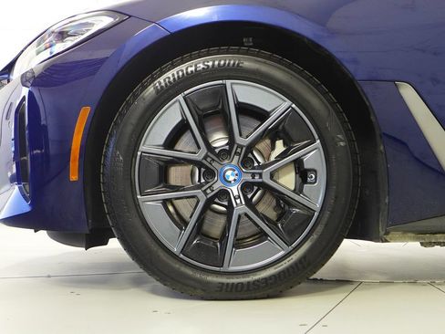 Used 2023 BMW i4 eDrive35 w/ Premium Package RWD image 5