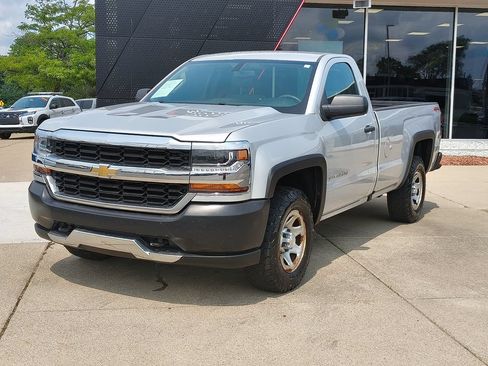 Used 2018 Chevrolet Silverado 1500 W/T w/ WT Convenience Package AWD/4WD image 1
