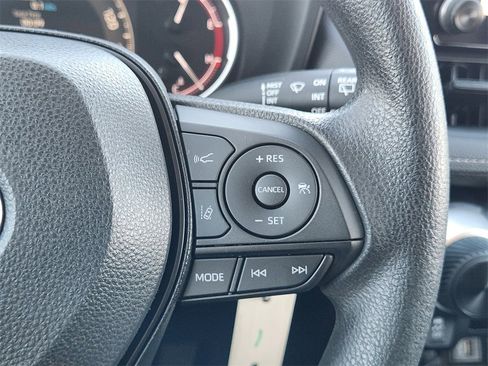 Used 2023 Toyota RAV4 LE image 27