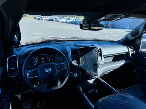 Used 2025 RAM 1500 Laramie image 27