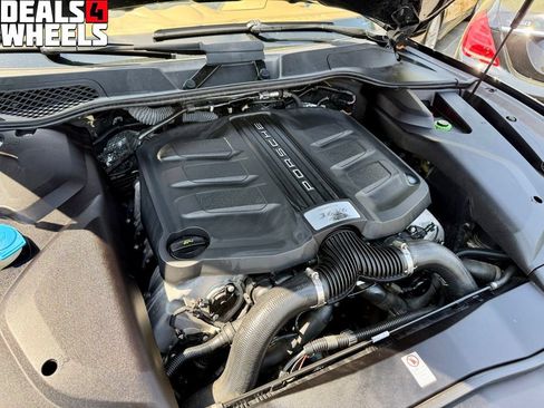 Used 2016 Porsche Cayenne GTS AWD/4WD image 3