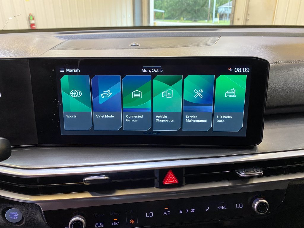 Used 2025 Kia Sorento EX w/ Panoramic Sunroof Package FWD image 40