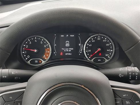 Used 2020 Jeep Renegade Sport w/ UConnect 7.0 Group image 15