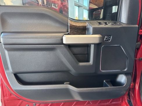 Used 2022 Ford F250 Lariat w/ Tremor Off-Road Package image 22