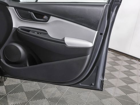 Used 2023 Hyundai Kona SEL image 46