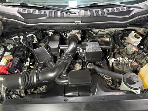 Used 2022 Ford F250 XL w/ Power Equipment Group AWD/4WD image 5