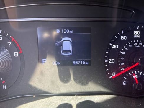 Used 2020 Kia Soul LX FWD image 3