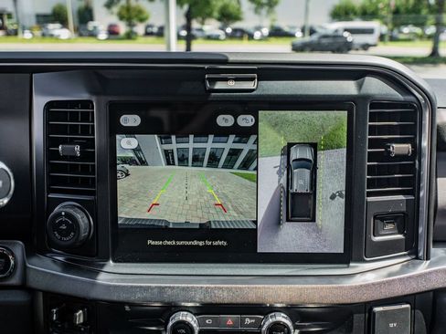 Used 2026 Ford F250 Platinum AWD/4WD image 27