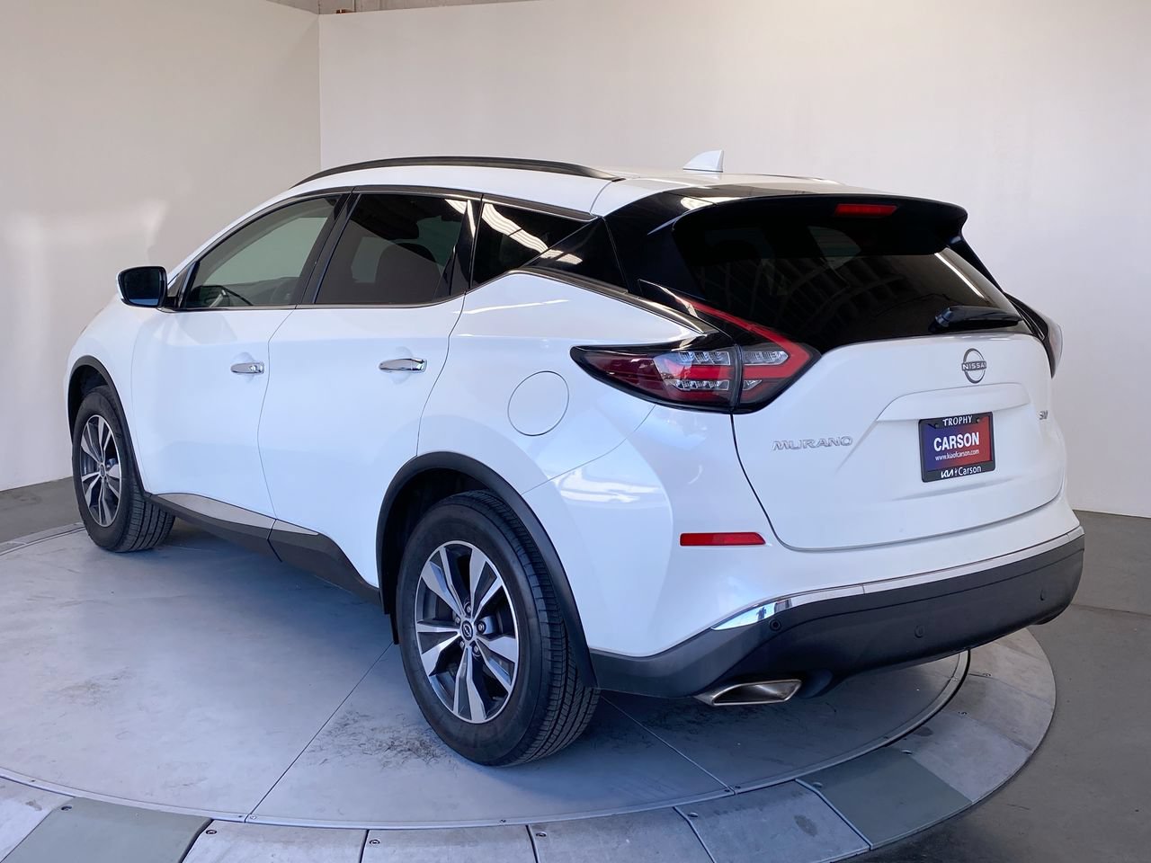 Used 2023 Nissan Murano SV FWD image 3