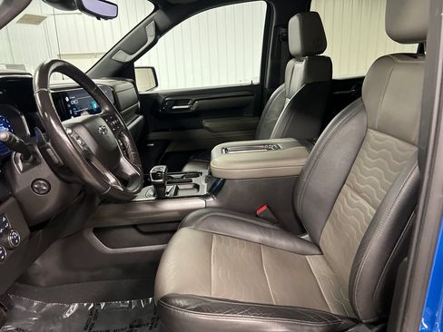 Certified 2022 Chevrolet Silverado 1500 ZR2 w/ Technology Package AWD/4WD image 13