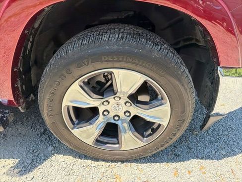 Used 2021 RAM 1500 Laramie AWD/4WD image 9