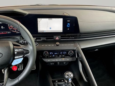 Used 2024 Hyundai Elantra N FWD image 9