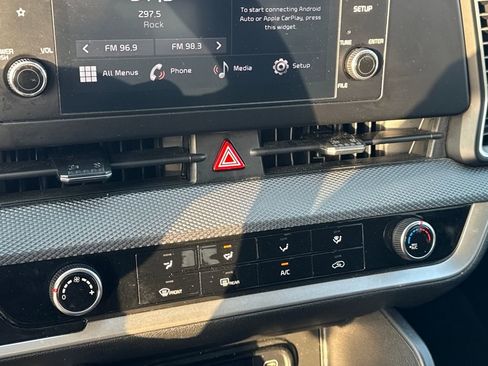 Used 2024 Kia Sportage LX image 22