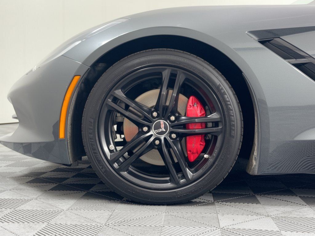 Used 2017 Chevrolet Corvette Stingray Coupe w/ 1LT RWD image 13