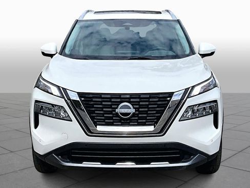 Used 2023 Nissan Rogue SL w/ SL Premium Package image 3