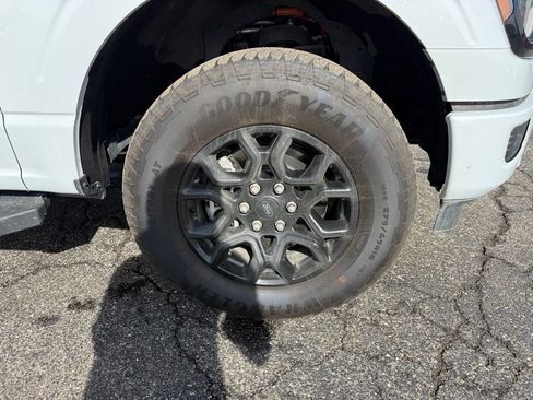 New 2025 Ford F150 XLT w/ Equipment Group 302A MID image 32