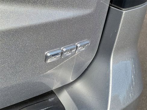 Certified 2024 Cadillac Escalade ESV Luxury image 31