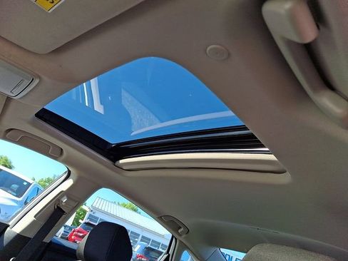 Used 2024 Honda Accord EX image 14