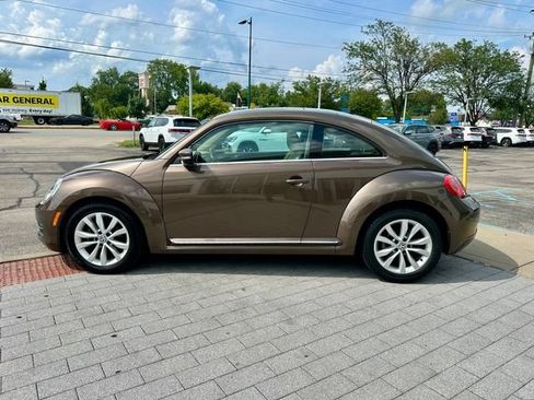 Used 2014 Volkswagen Beetle TDI FWD image 4