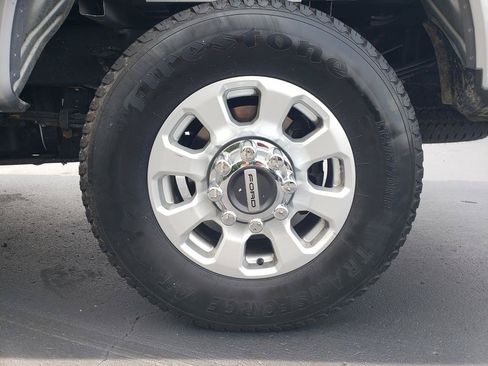 Used 2023 Ford F350 XLT AWD/4WD image 20