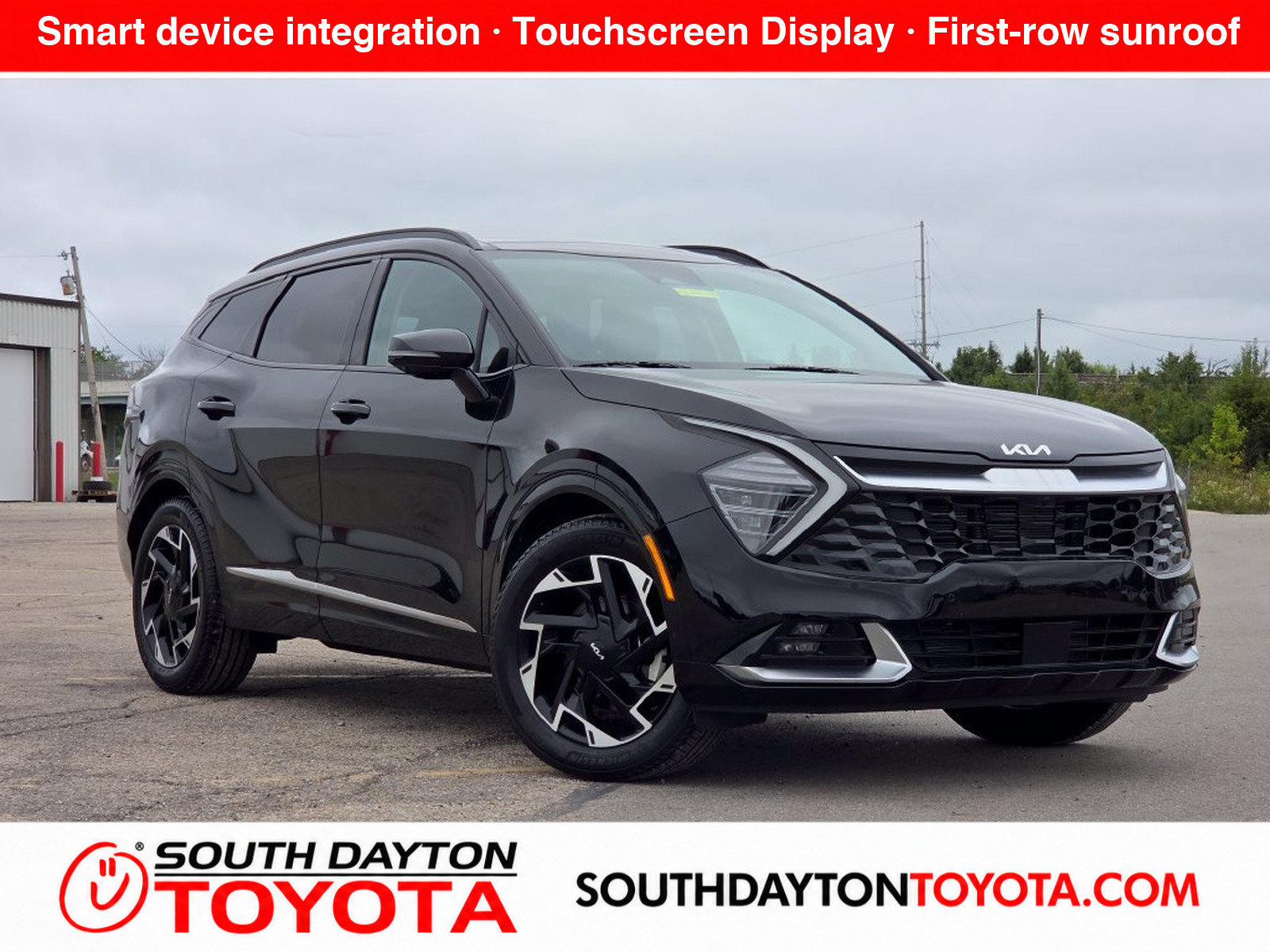 Used 2025 Kia Sportage SX FWD image 1