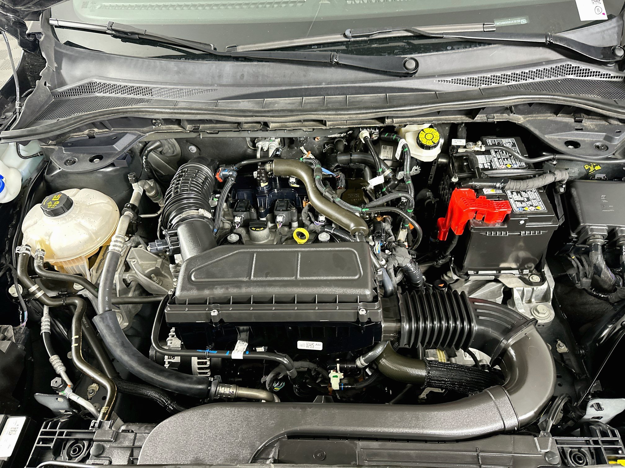 Used 2025 Ford Escape ST-Line FWD image 32