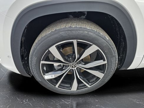 New 2026 Volkswagen Atlas SEL Premium R-Line AWD/4WD image 43