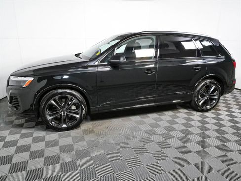 Used 2026 Audi Q7 3.0T Premium Plus w/ Premium Plus Package AWD/4WD image 35