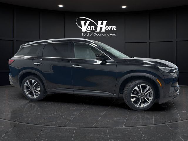 Used 2023 INFINITI QX60 Luxe AWD/4WD image 2