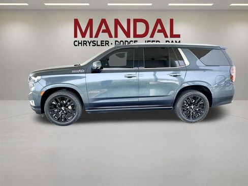 Used 2021 Chevrolet Tahoe High Country w/ Premium Package RWD image 8