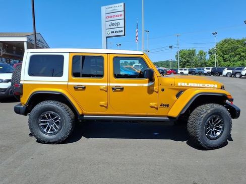 New 2026 Jeep Wrangler Unlimited Rubicon AWD/4WD image 2