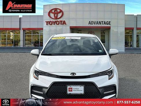 Certified 2022 Toyota Corolla SE image 2