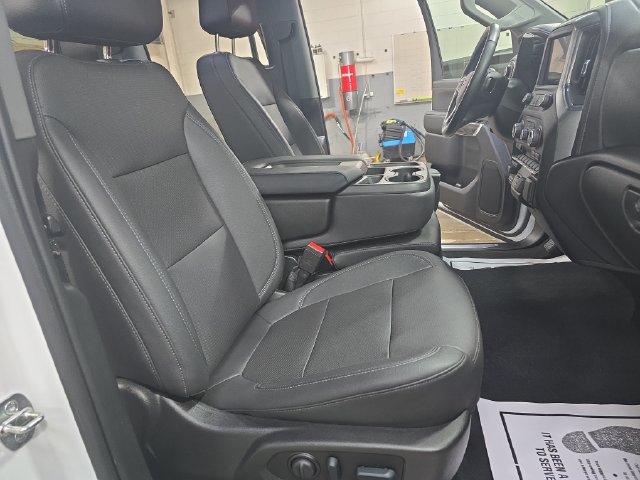 Used 2022 Chevrolet Silverado 2500 LTZ w/ Safety Package AWD/4WD image 12