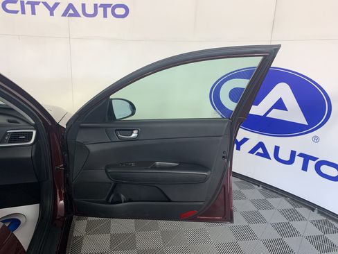 Used 2020 Kia Optima LX FWD image 34
