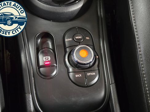 Used 2018 MINI Cooper Countryman ALL4 AWD/4WD image 19