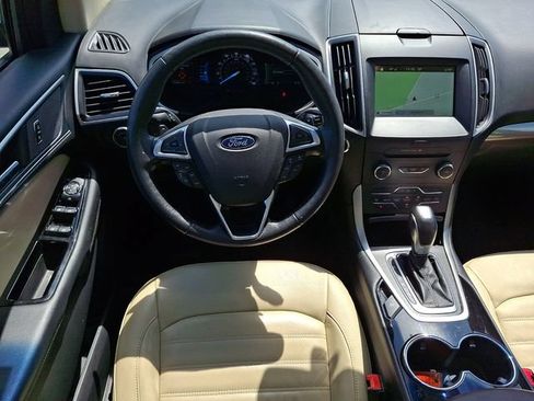 Used 2017 Ford Edge SEL w/ Equipment Group 201A AWD/4WD image 11
