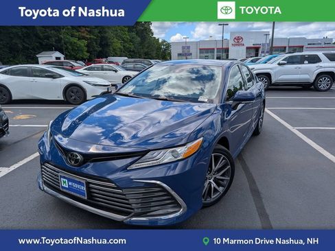 Used 2024 Toyota Camry XLE w/ Cold Weather Package AWD/4WD image 1